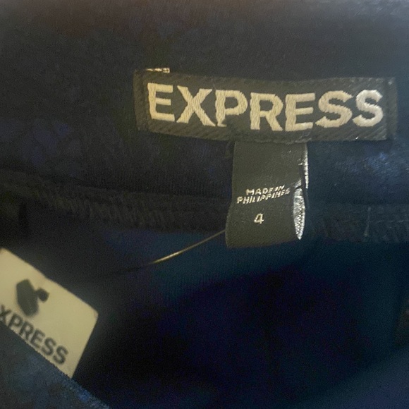 NWT Express Lace Print Asymmetrical Mini
Skirt Size 4 Black/ Blue - Picture 10 of 16